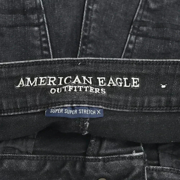 American Eagle Black Hi-Rise Shortie Shorts Lace Detail Super Stretch Size 4 - Picture 8 of 10